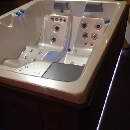 Гидромассажный спа-бассейн USSPA Lyra_iN Гидромассажный спа-бассейн USSPA Lyra_iN